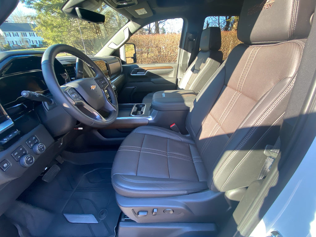 2025 Chevrolet Silverado High Country 4WD